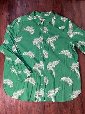 LOFT Spring Summer Green and White Palm-Print Button Front Shirt